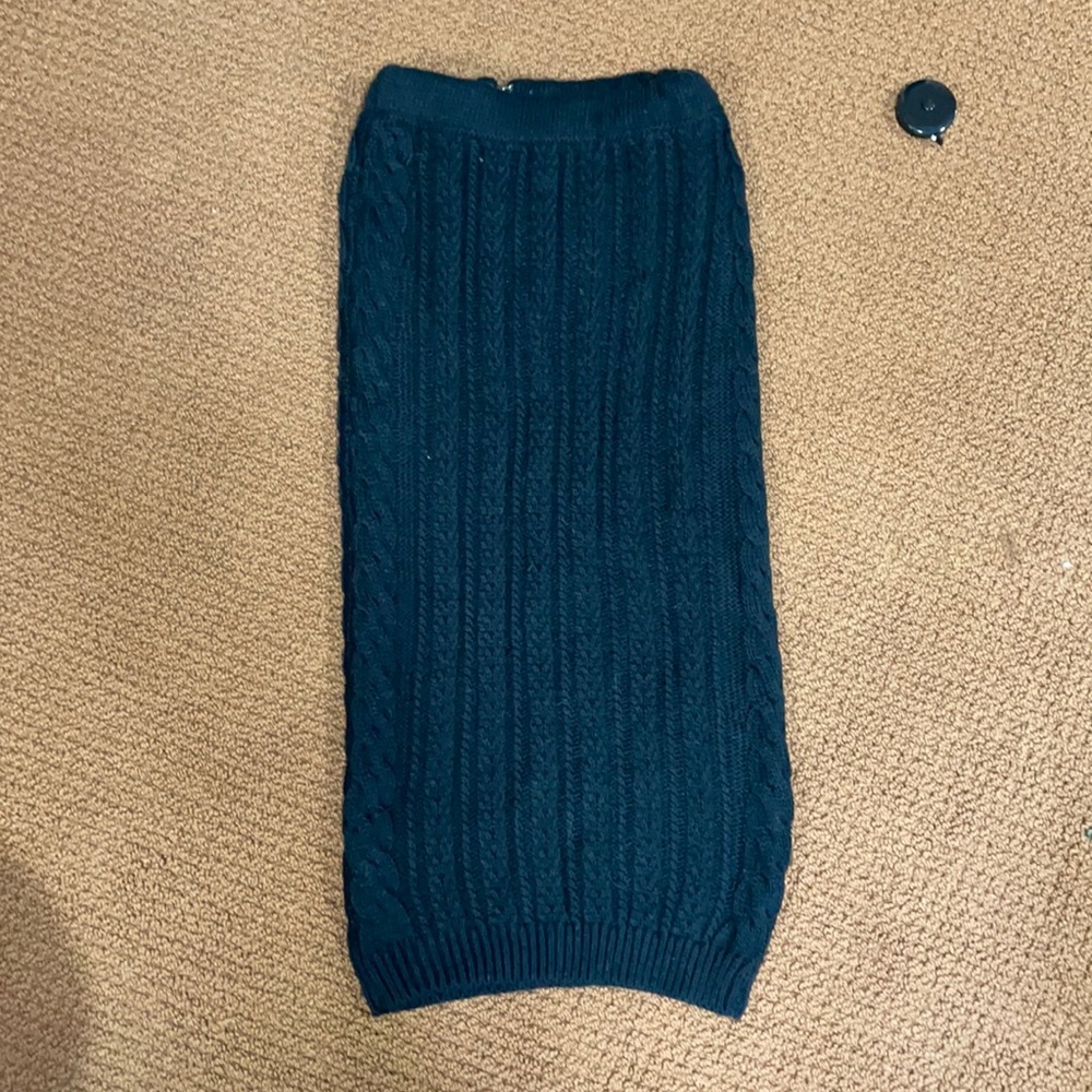 Knitted skirt